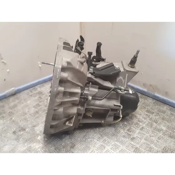 Caja Cambios para Nissan Micra V (K14)