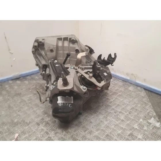 Caja Cambios para Nissan Micra V (K14)