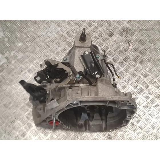 Caja Cambios para Nissan Micra V (K14)