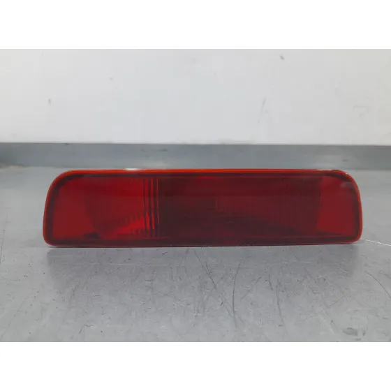 Piloto Trasero Central para Nissan Micra V (K14)