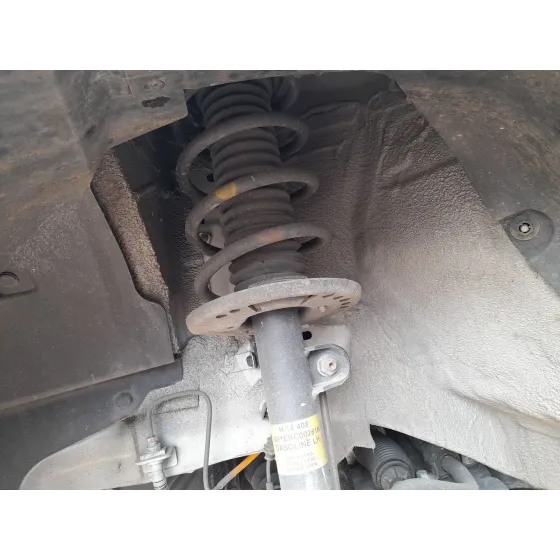 Amortiguador Delantero Izquierdo para Mahindra Kuv 100 Nxt