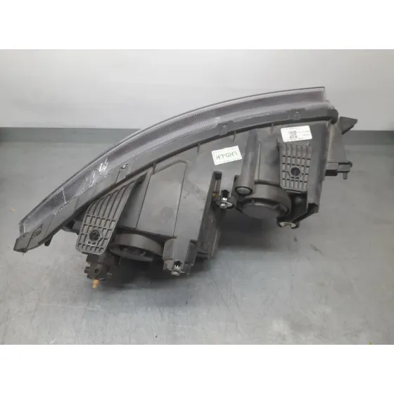 Faro Izquierdo para Mahindra Kuv 100 Nxt