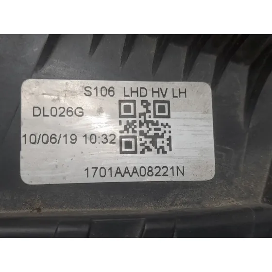 Faro Izquierdo para Mahindra Kuv 100 Nxt