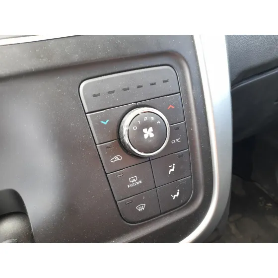 Mando Calefaccion / Aire Acondicionado para Mahindra Kuv 100 Nxt