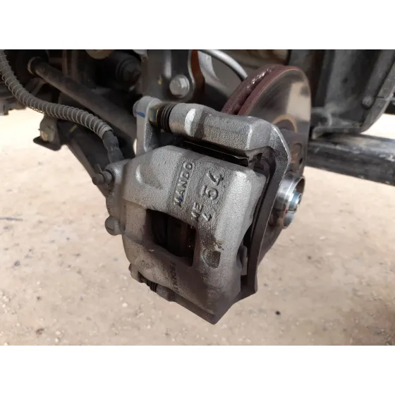 Pinza Freno Delantera Izquierda para Mahindra Kuv 100 Nxt