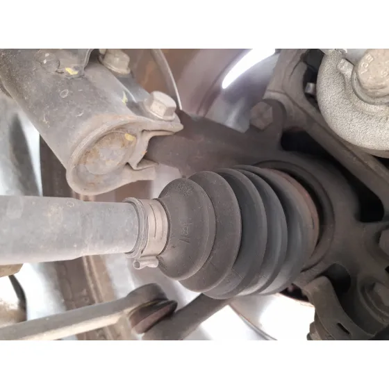 Transmision Delantera Izquierda para Mahindra Kuv 100 Nxt