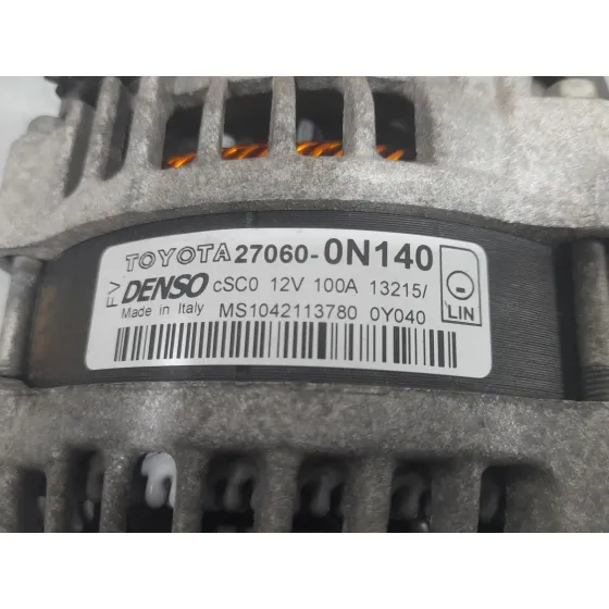 Alternador para Toyota Auris (_E18_)