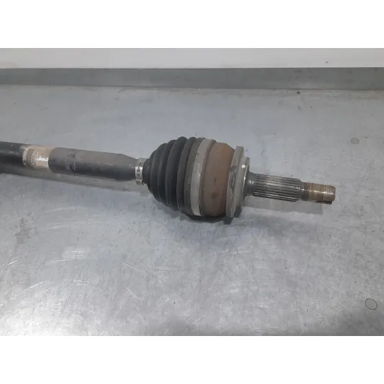 Transmision Delantera Derecha para Toyota Auris (_E18_)