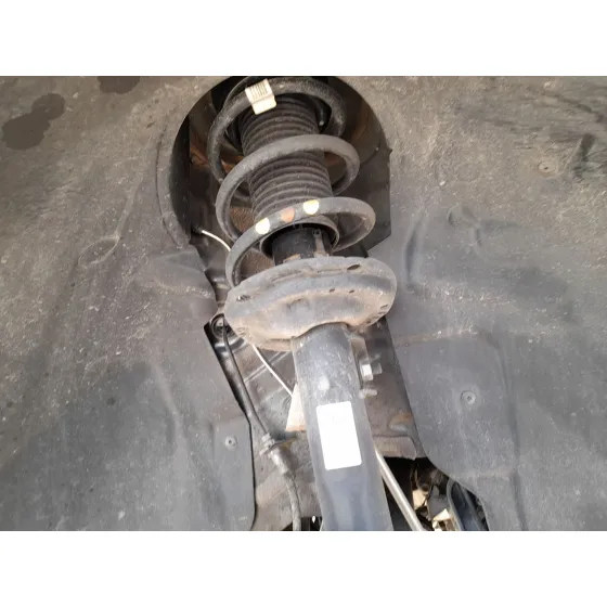 Amortiguador Delantero Derecho para Audi Q3 Sportback (F3N)