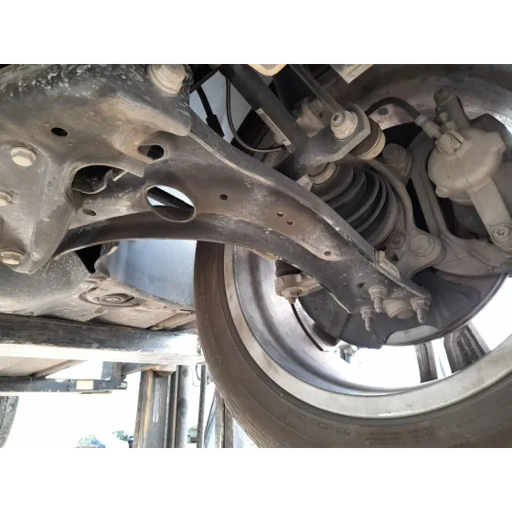 Brazo Suspension Inferior Delantero Izquierdo para Audi Q3 Sportback (F3N)