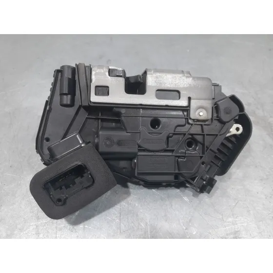 Cerradura Puerta Delantera Derecha para Audi Q3 Sportback (F3N)
