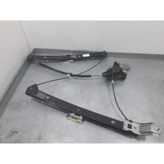 Elevalunas Delantero Derecho para Audi Q3 Sportback (F3N)