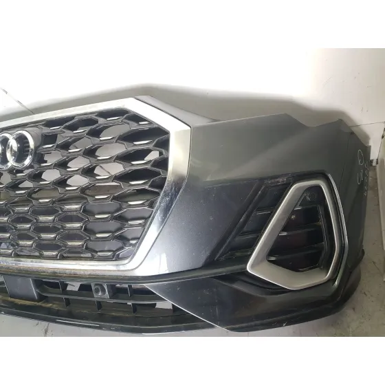 Paragolpes Delantero para Audi Q3 Sportback (F3N)