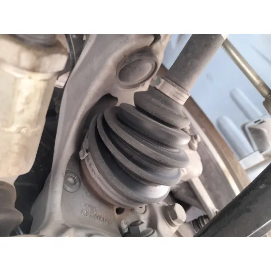 Transmision Delantera Izquierda para Audi Q3 Sportback (F3N)