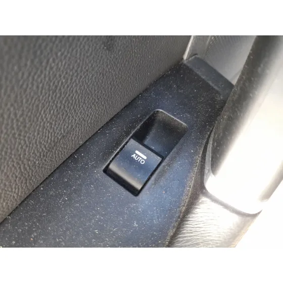 Mando Elevalunas Trasero Izquierdo para Hyundai I40 I (Vf)