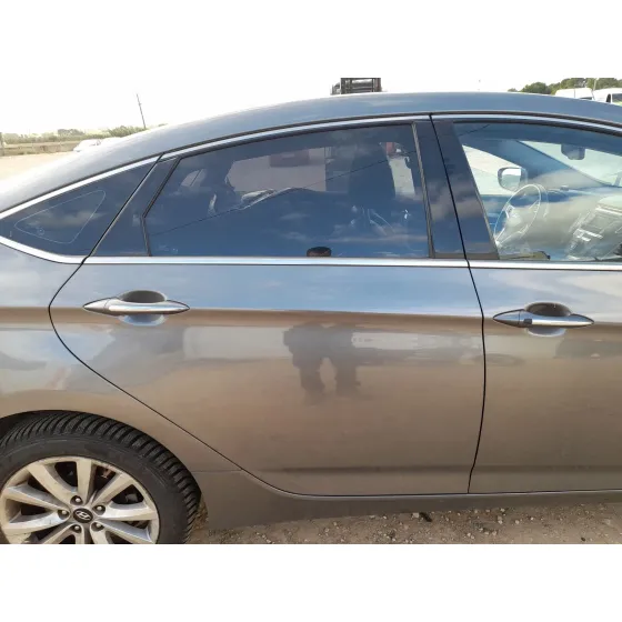 Puerta Trasera Derecha para Hyundai I40 I (Vf)
