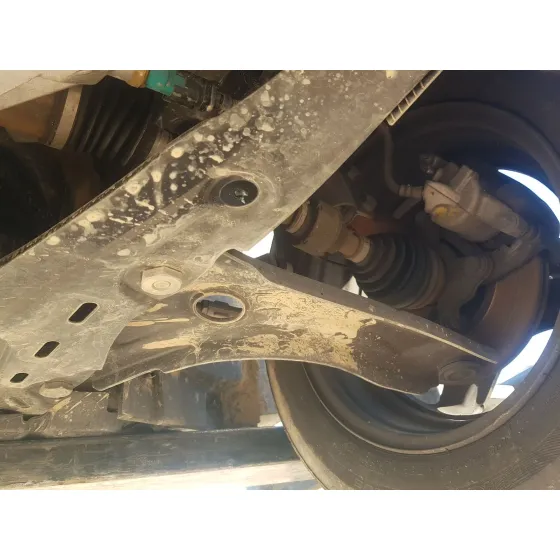 Brazo Suspension Inferior Delantero Izquierdo para Dacia Sandero Iii