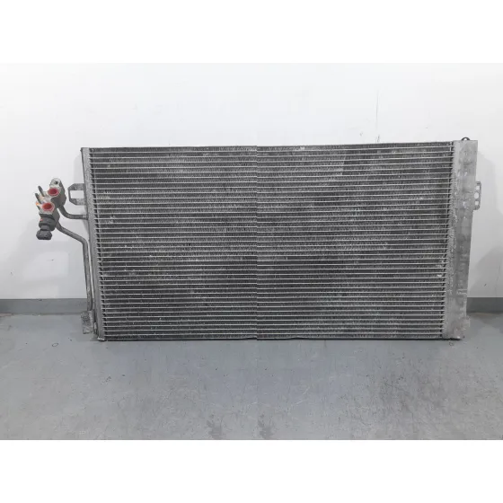 Condensador / Radiador Aire Acondicionado para Mercedes-Benz Vito / Mixto Furgoneta (W639)