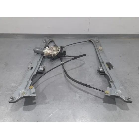 Elevalunas Delantero Derecho para Mercedes-Benz Vito / Mixto Furgoneta (W639)