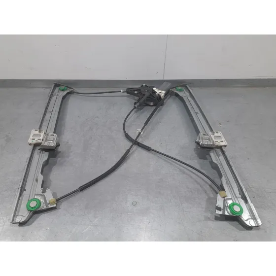 Elevalunas Delantero Derecho para Mercedes-Benz Vito / Mixto Furgoneta (W639)