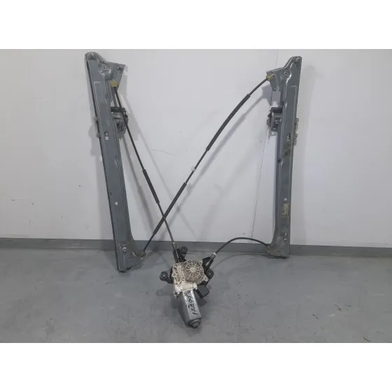 Elevalunas Delantero Izquierdo para Mercedes-Benz Vito / Mixto Furgoneta (W639)