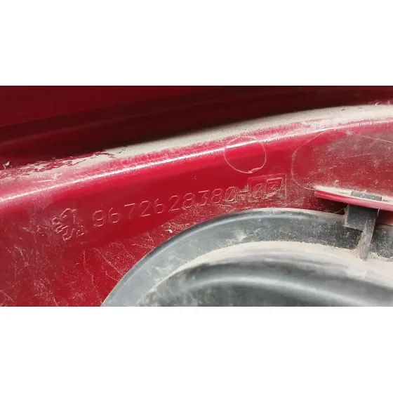 Piloto Trasero Derecho para Peugeot 208 I (Ca_, Cc_)