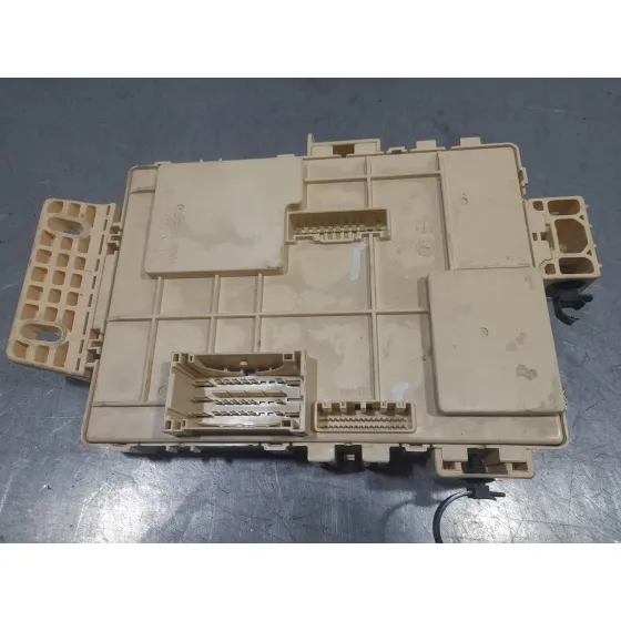 Caja Reles / Fusibles para Kia Cee'd (Jd)