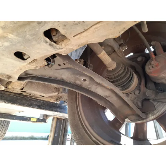 Brazo Suspension Inferior Delantero Izquierdo para Nissan Qashqai I (J10, Nj10)
