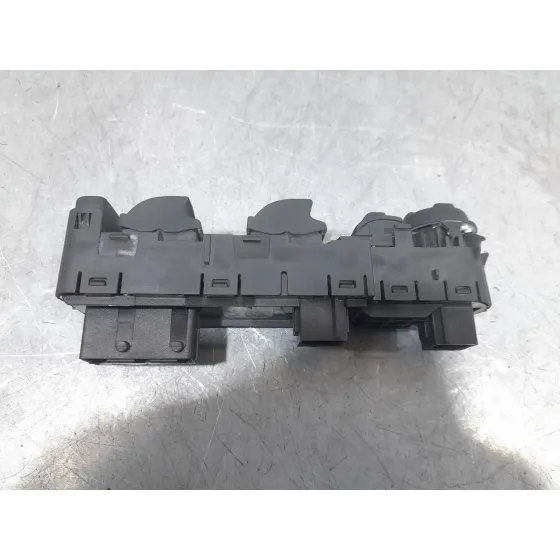 Mando Elevalunas Delantero Izquierdo para Peugeot 2008 Ii (Ud_, Us_, Uy_, Uj_, Ur_, Uc_)