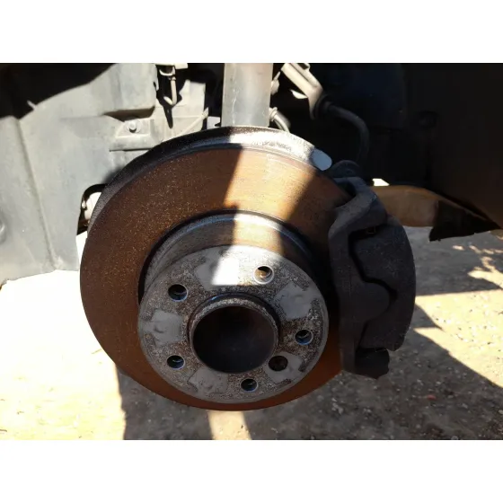 Mangueta Delantera Izquierda para Bmw 1 (E81)