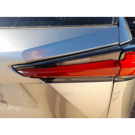 Piloto Trasero Derecho Interior para Lexus Nx (_Z1_)