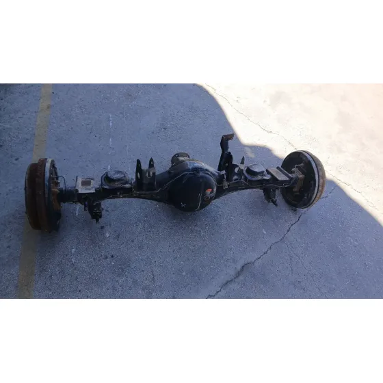 Puente Trasero para Nissan Terrano Ii (R20)