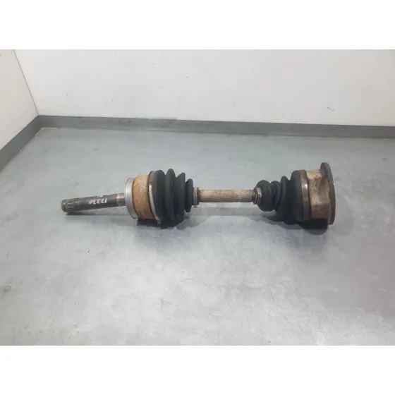 Transmision Delantera Izquierda para Nissan Terrano Ii (R20)
