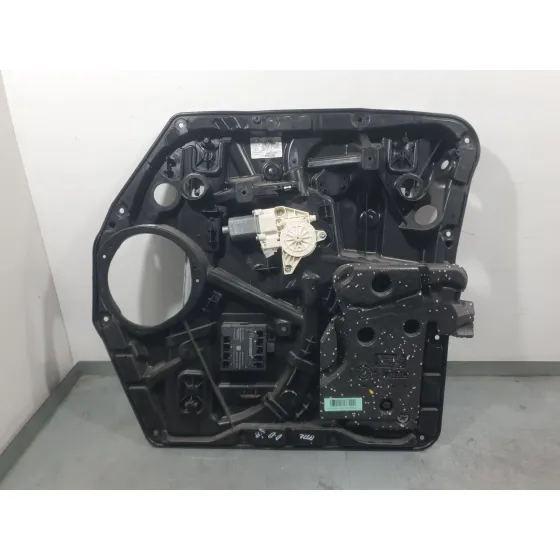 Elevalunas Delantero Derecho para Mercedes-Benz Vito Tourer (W447)
