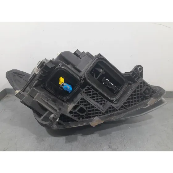 Faro Izquierdo para Mercedes-Benz Vito Tourer (W447)