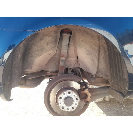 Plastico Pase Rueda Tras. Dch. para Audi A3 (8P1)