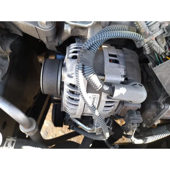 Alternador para Toyota Auris (_E18_)