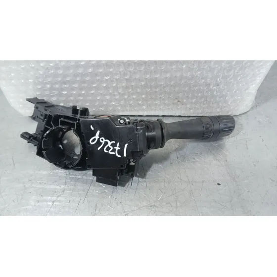 Mando Luces para Toyota Auris (_E18_)