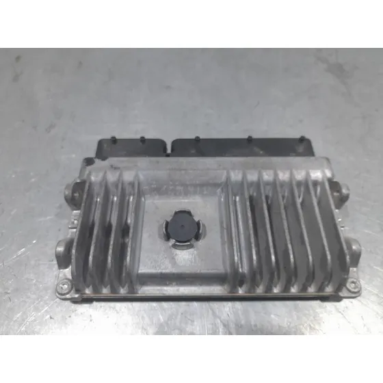 Centralita Motor Uce para Toyota Corolla (E21)