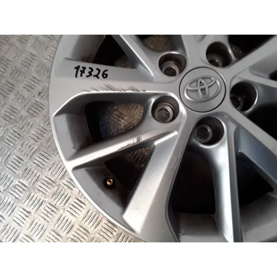 Juego Llantas Aluminio para Toyota Auris (_E18_)