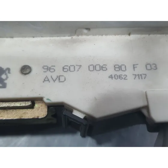 Cerradura Puerta Delantera Derecha para Citroën C4 Coupe (La_)