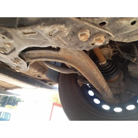 Brazo Suspension Inferior Delantero Izquierdo para Ford Ka (Ru8)