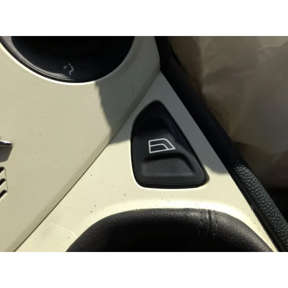 Mando Elevalunas Delantero Derecho para Ford Ka (Ru8)