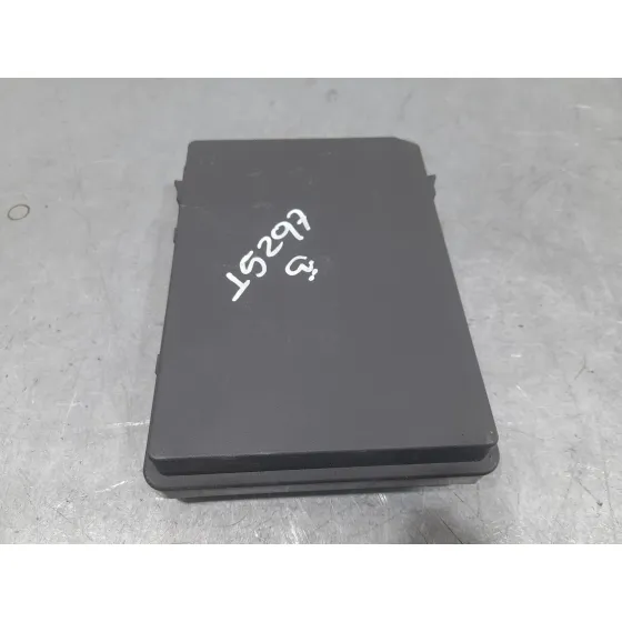 Caja Reles / Fusibles para Nissan Micra V (K14)