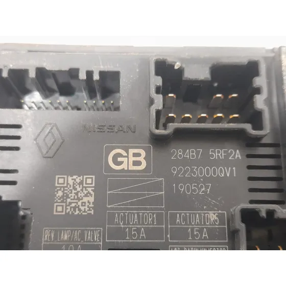 Caja Reles / Fusibles para Nissan Micra V (K14)