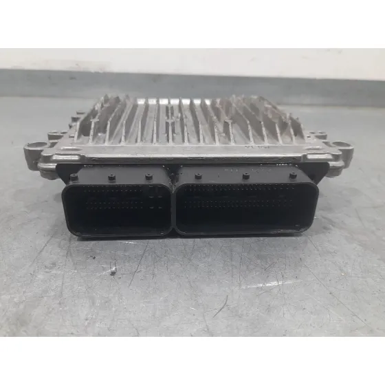 Centralita Motor Uce para Mercedes-Benz Vito Tourer (W447)