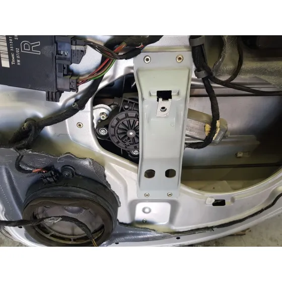 Elevalunas Trasero Derecho para Mercedes-Benz Clase C T-Model (S203)
