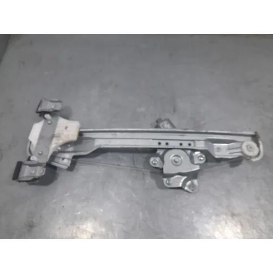 Elevalunas Trasero Izquierdo para Ssangyong Tivoli