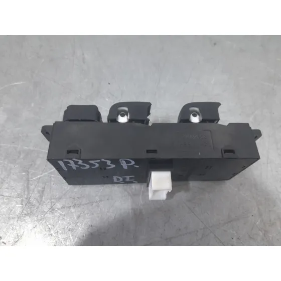 Mando Elevalunas Delantero Izquierdo para Ssangyong Tivoli