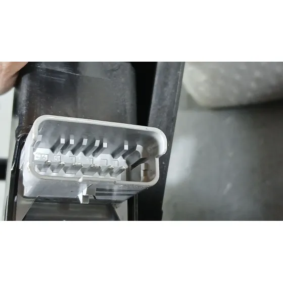 Elevalunas Delantero Derecho para Opel Corsa F (P2Jo)